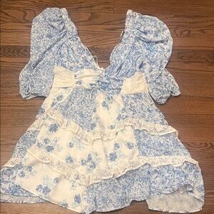 For love and lemons Floral Blue and White Dress ladies dress.